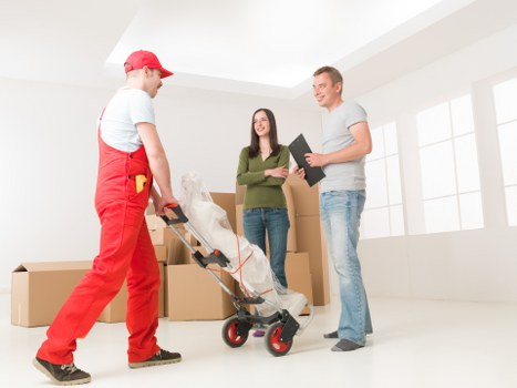 Secure storage and moving service for Marylebone removals